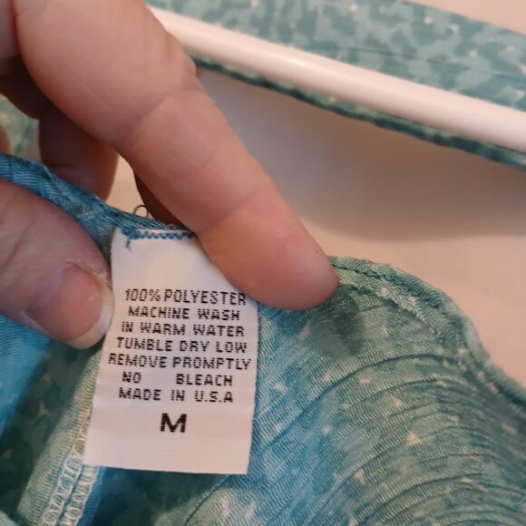 Nwt Scoop neck Tank top Blouse womens M Blue Turquoise Strappy V back Trapeze - Picture 4 of 7